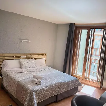 Acebo Plaza Mayor Hotel 2*