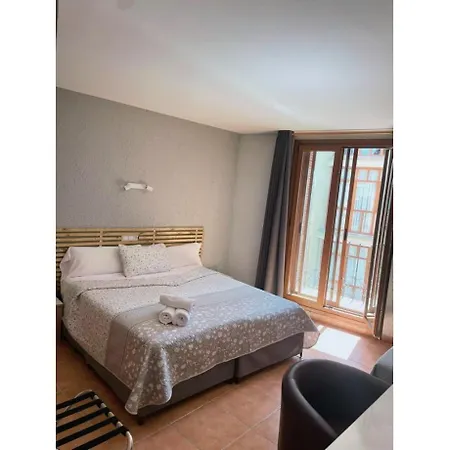 Acebo Plaza Mayor Otel