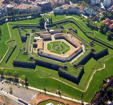 Acebo Plaza Mayor 2*