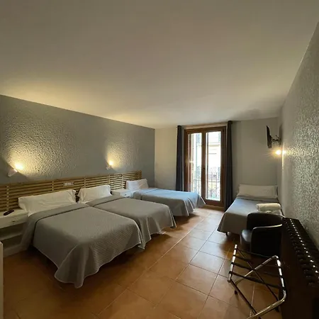 Acebo Plaza Mayor ホテル ハカ