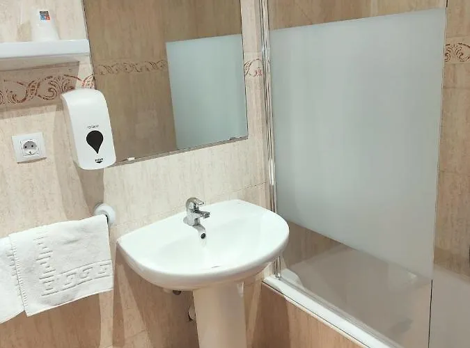 Acebo Plaza Mayor ホテル ハカ